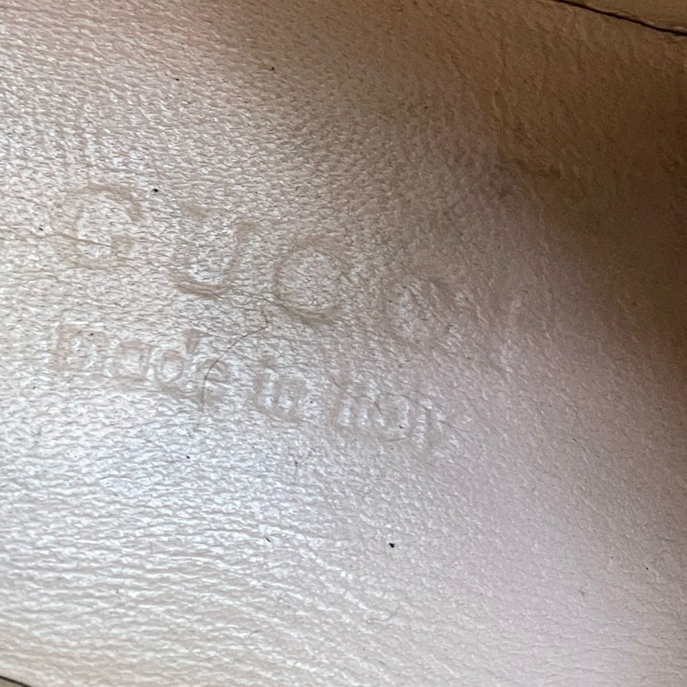 GUCCI Black and gold (Yellow) High-Top Sneakers with Tiger Design - Picture 9 of 16